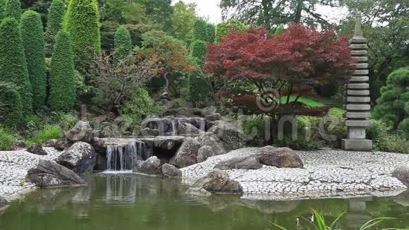 日本花园瀑布时间推移视频视频的预览图