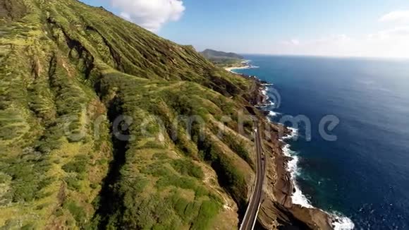鸟瞰瓦胡岛的南岸视频的预览图