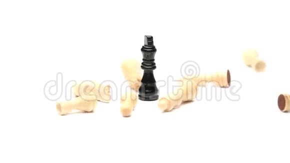 棋子落在国王身边视频的预览图