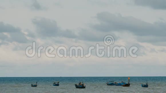 海上渔船越南视频的预览图