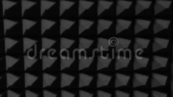音乐工作室中三角形的黑墙这种材料是用来隔音的摘要背景视频的预览图