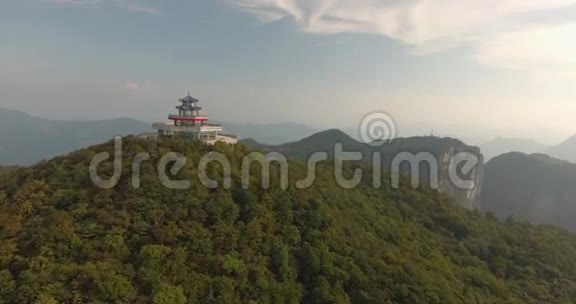 天门山顶天门山寺视频的预览图