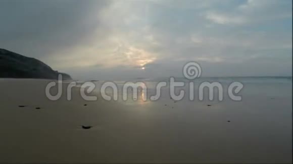 葡萄牙普拉亚山谷的时移日落视频的预览图
