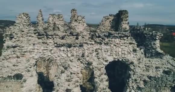 空中射击圣殿骑士古堡遗址视频的预览图