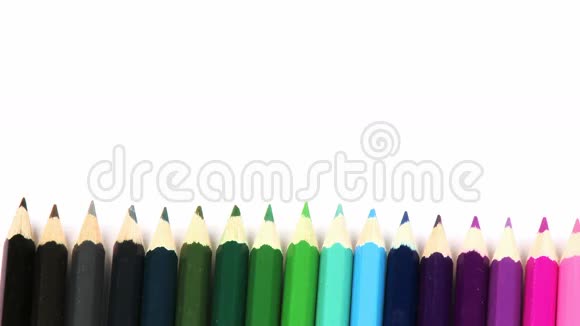 彩色轮式铅笔的全景图视频的预览图