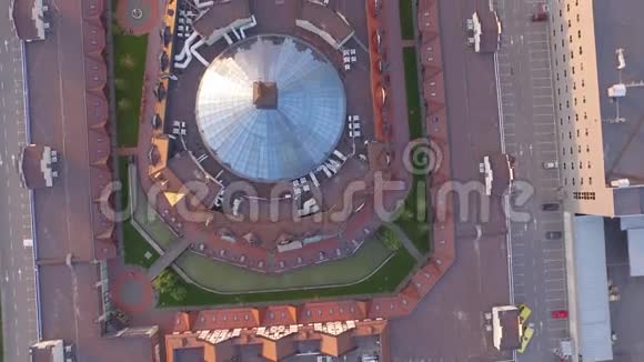 基辅郊区新出口中心荷兰风格视频的预览图