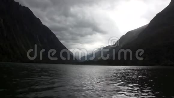 新西兰雪山景观全景背景视频的预览图