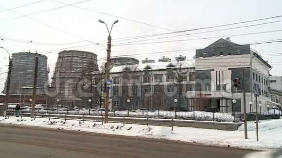 俄罗斯冬季管道热发电站视频的预览图