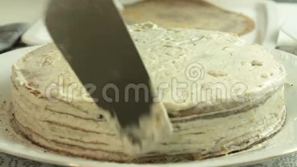制作奥利奥紫薇蛋糕配方视频的预览图