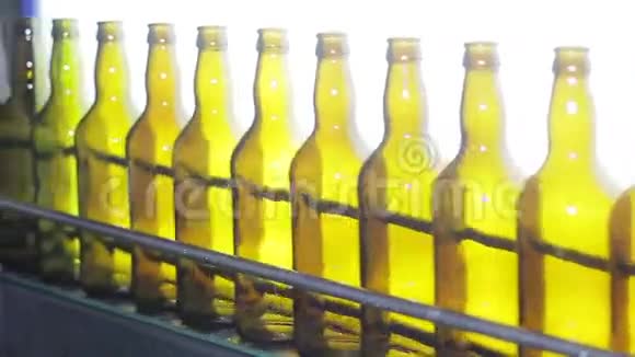 啤酒厂啤酒厂生产线视频的预览图
