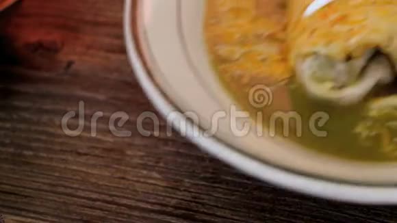 文化湿墨西哥卷饼和萨尔萨青色萨尔萨视频的预览图