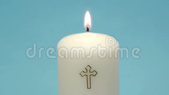 基督教蜡烛燃烧视频的预览图