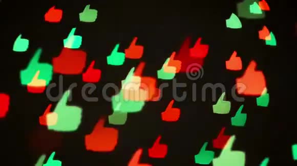 五颜六色的散焦闪烁像和不像形状的节日灯视频的预览图