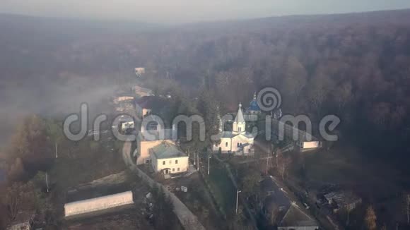 基督教寺院鸟瞰图视频的预览图