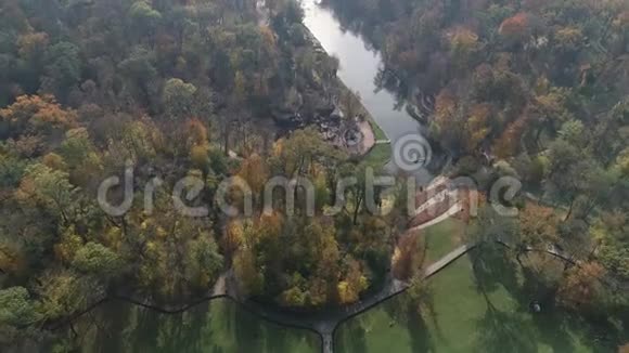乌克兰乌曼国家树木公园Sofiyivka的一段录音4K视频的预览图