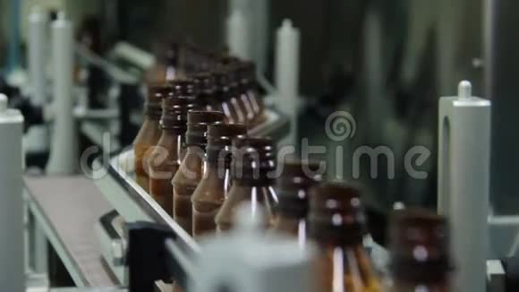 药品生产液体药物视频的预览图