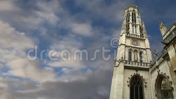 圣日耳曼教堂lAuxerrois法国巴黎视频的预览图