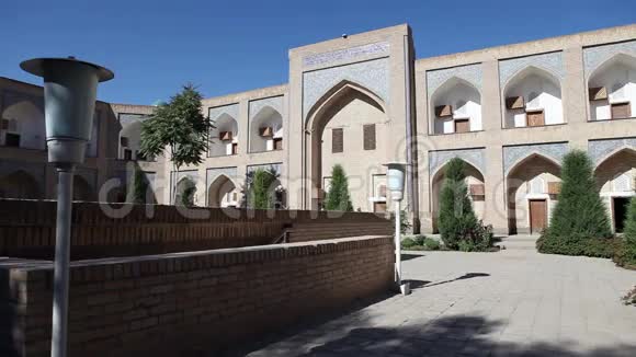 古老宗教堂的庭院乌兹别克斯坦希瓦视频的预览图
