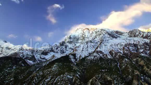 喜马拉雅山脉时间流逝视频的预览图