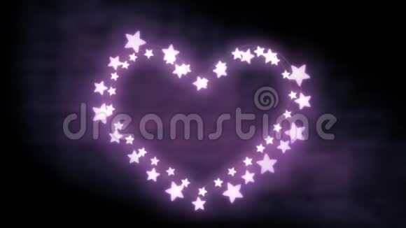 紫色背景上闪耀着仙女之心视频的预览图