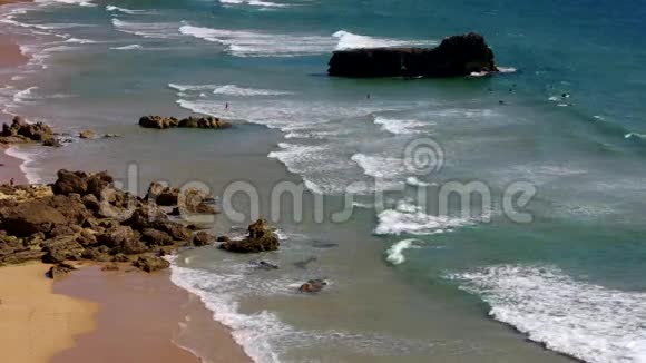 阿尔加维海滩托内尔视频的预览图