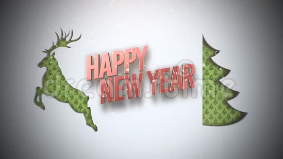 动画特写新年快乐文字绿色圣诞树和雪地上的鹿视频的预览图
