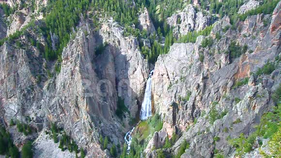 怀俄明州的穆勒瀑布视频的预览图