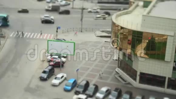 城市十字路口倾斜移位效应视频的预览图