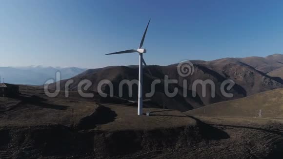 清洁和可再生能源解决方案视频的预览图