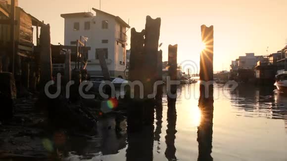 大澳渔村美丽的日落视频的预览图