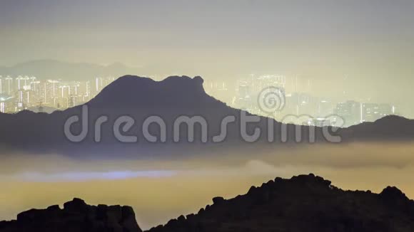 香港狮子山夜间时间视频的预览图