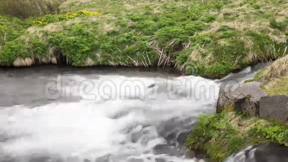 大自然河水时间流逝视频的预览图