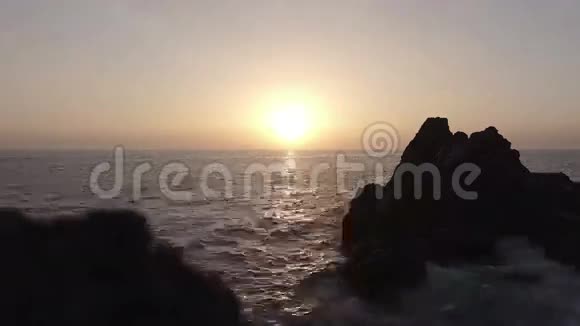海洋时代的日落视频的预览图