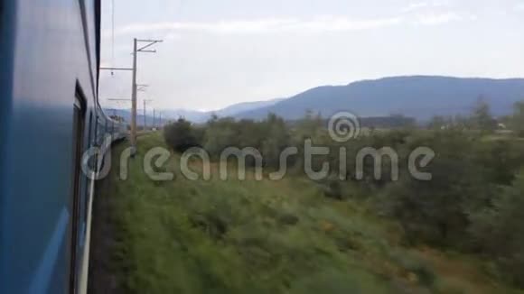 乘火车去喀尔巴阡山视频的预览图