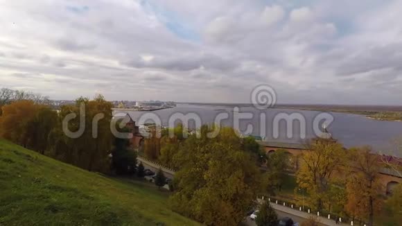 秋天的克里姆林宫诺夫哥罗德俄罗斯视频的预览图