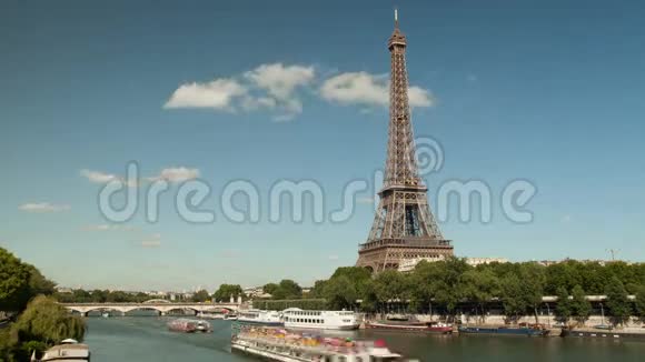 埃菲尔铁塔和塞纳河的时间推移视频的预览图