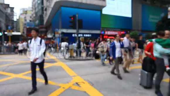 香港的街道交通视频的预览图