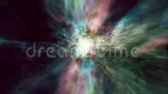 太空2120当超新星爆发光时在深空飞行通过恒星场和星系视频的预览图