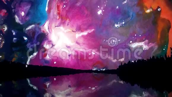 有彩色星系的天空带有湖光倒影的群山中夜空的生动动画水彩效果视频的预览图