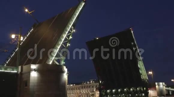 圣彼得堡的宫桥视频的预览图