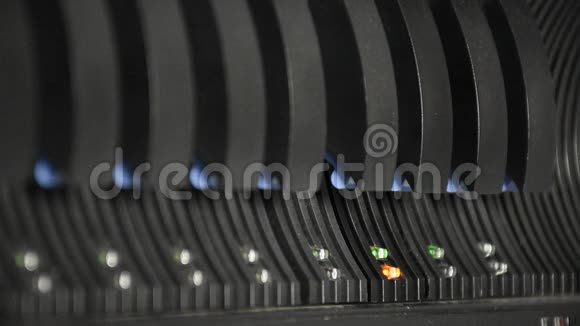 计算机服务器硬盘LED错误提示标志视频的预览图