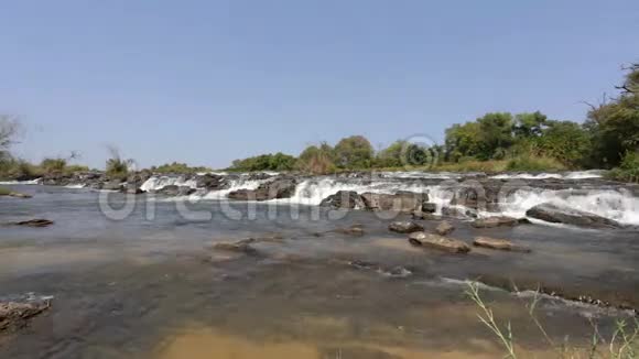 纳米比亚北部卡普里维的著名波帕河上视频的预览图