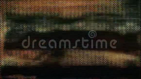 电视屏幕像素随运动波动视频的预览图