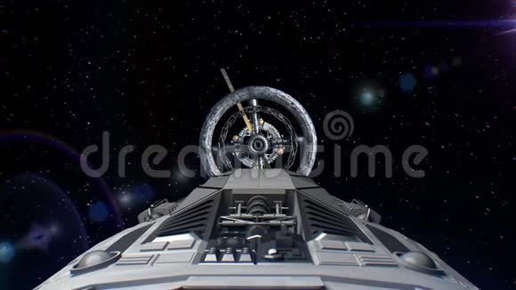 航天器与脉动发动机飞行到空间站的门在恒星背景三维动画视频的预览图