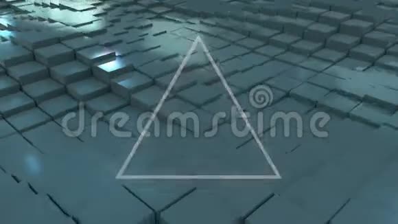 数字三角形和移动立方体视频的预览图