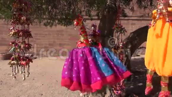 印度约德普尔12月17日印度拉贾斯坦邦约德普尔堡的传统印度木偶布娃娃视频的预览图