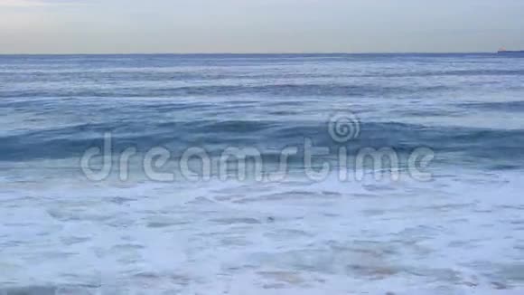 南太平洋波浪视频的预览图