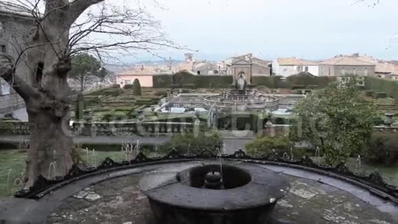 俯瞰意大利兰特巴尼亚别墅花园视频的预览图