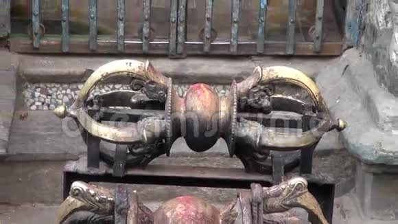 尼泊尔加德满都历史佛教寺院视频的预览图