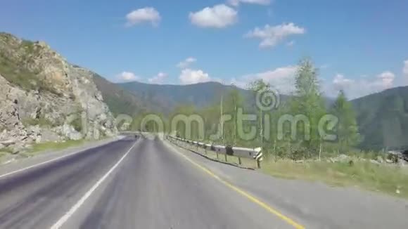 经过ChikeTaman的ChiyskyTrakt公路视频的预览图